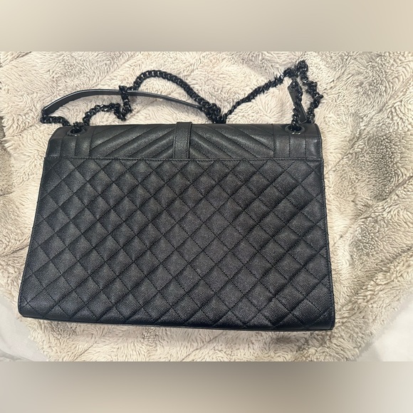 Saint Laurent Large Envelope Calfskin Leather shoulder Bag - Picture 11 of 12
